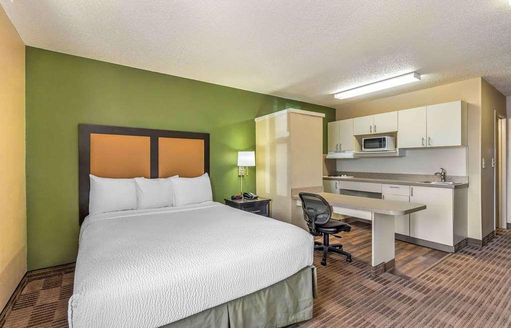 Extended Stay America Select Suites - Chicago - Downers Grove Room photo