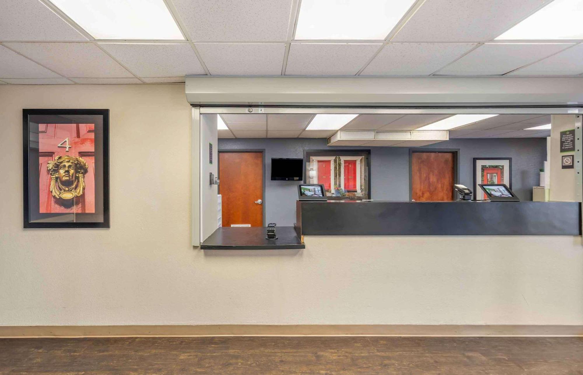 Extended Stay America Select Suites - Chicago - Downers Grove Exterior photo