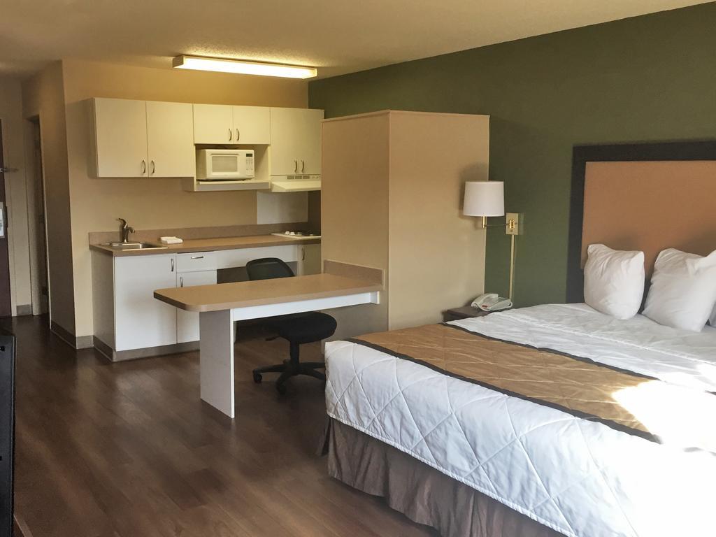 Extended Stay America Select Suites - Chicago - Downers Grove Exterior photo