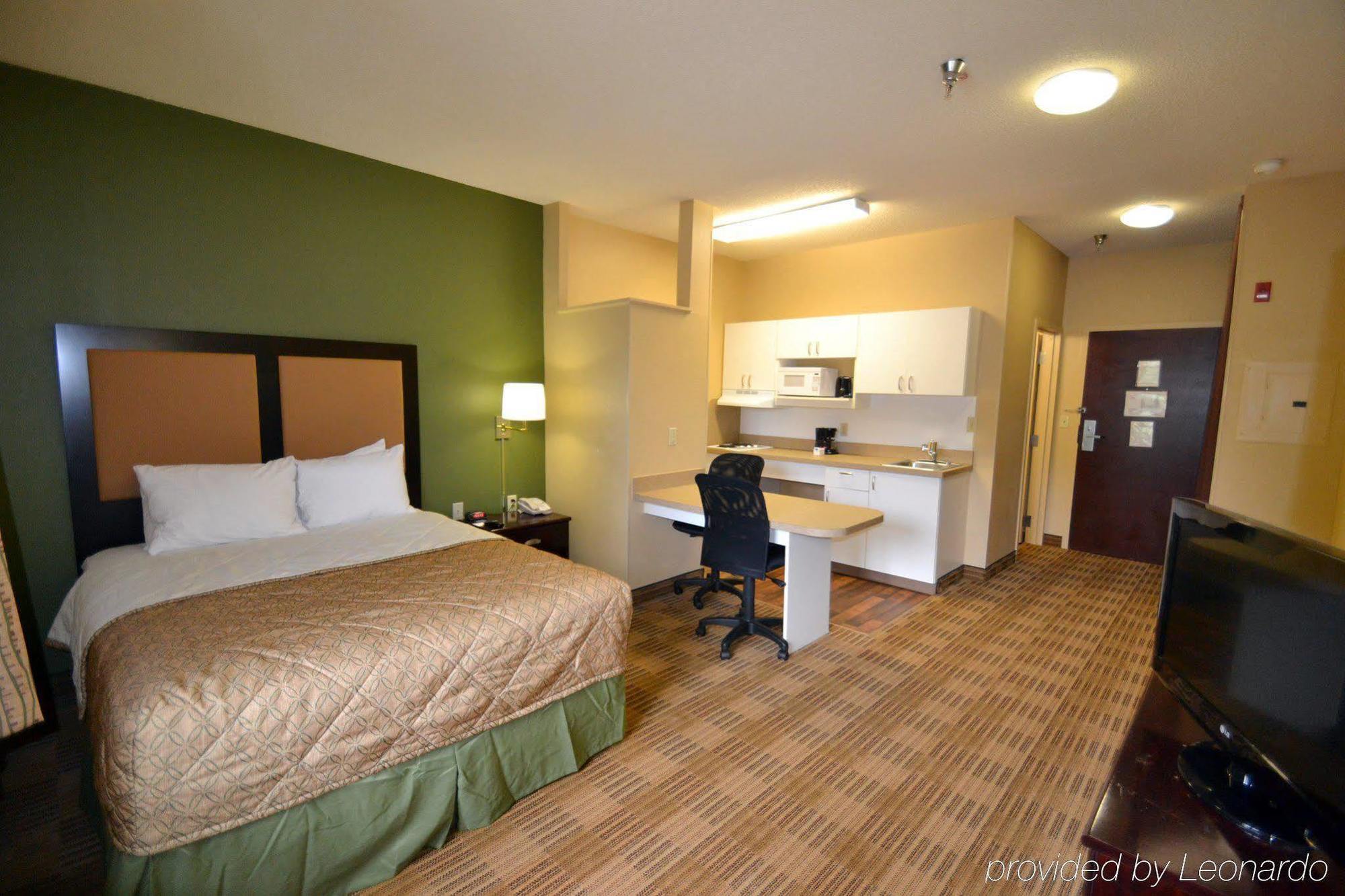 Extended Stay America Select Suites - Chicago - Downers Grove Exterior photo